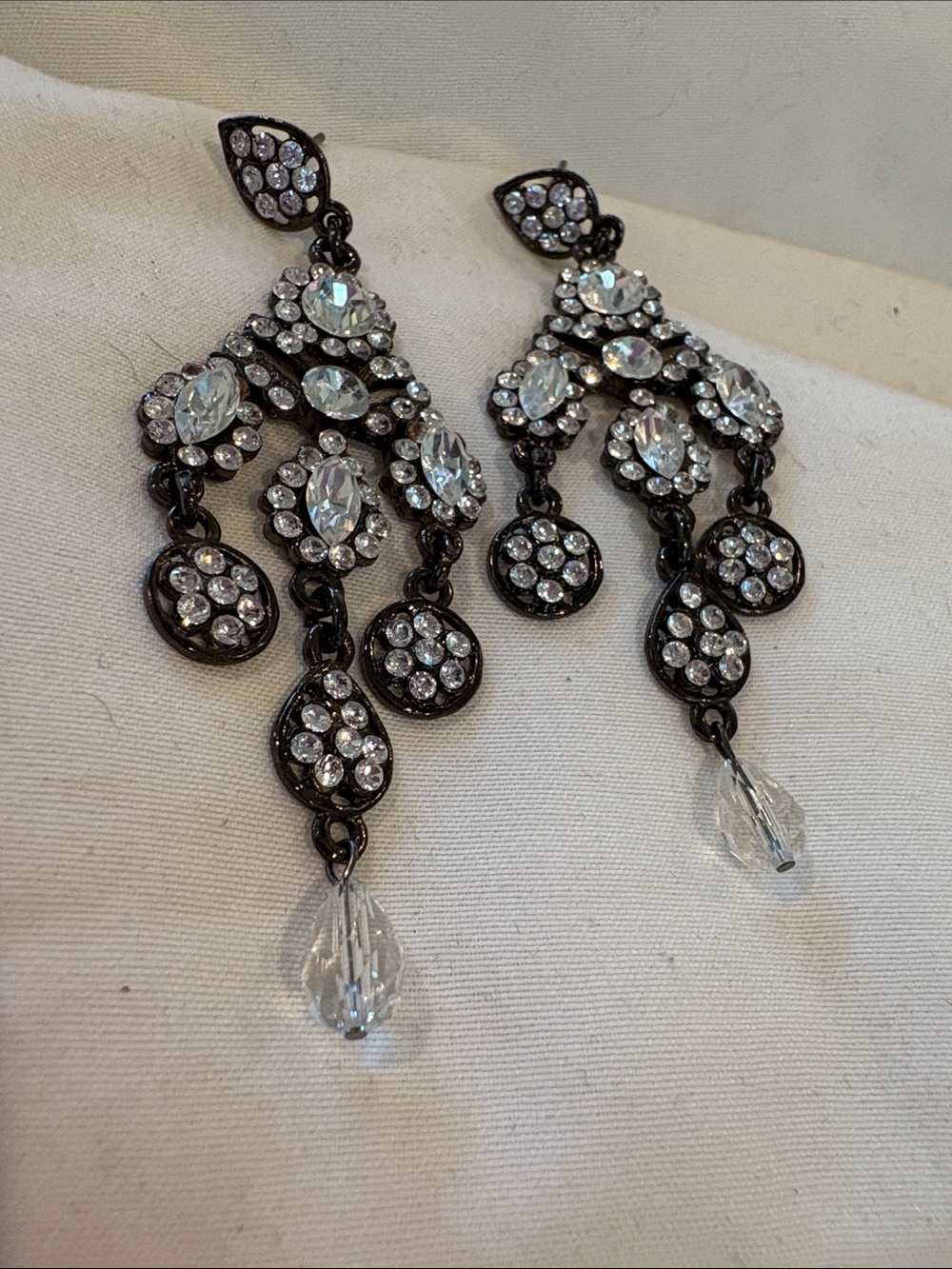 Hand made designer Georgiana Crystal chandelier elegance Blk/ silver Metal